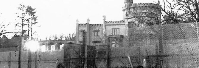 csm_SPSG_GrenzgebietSchlossBabelsberg_RolandHandrick_1990_8c63c7d102